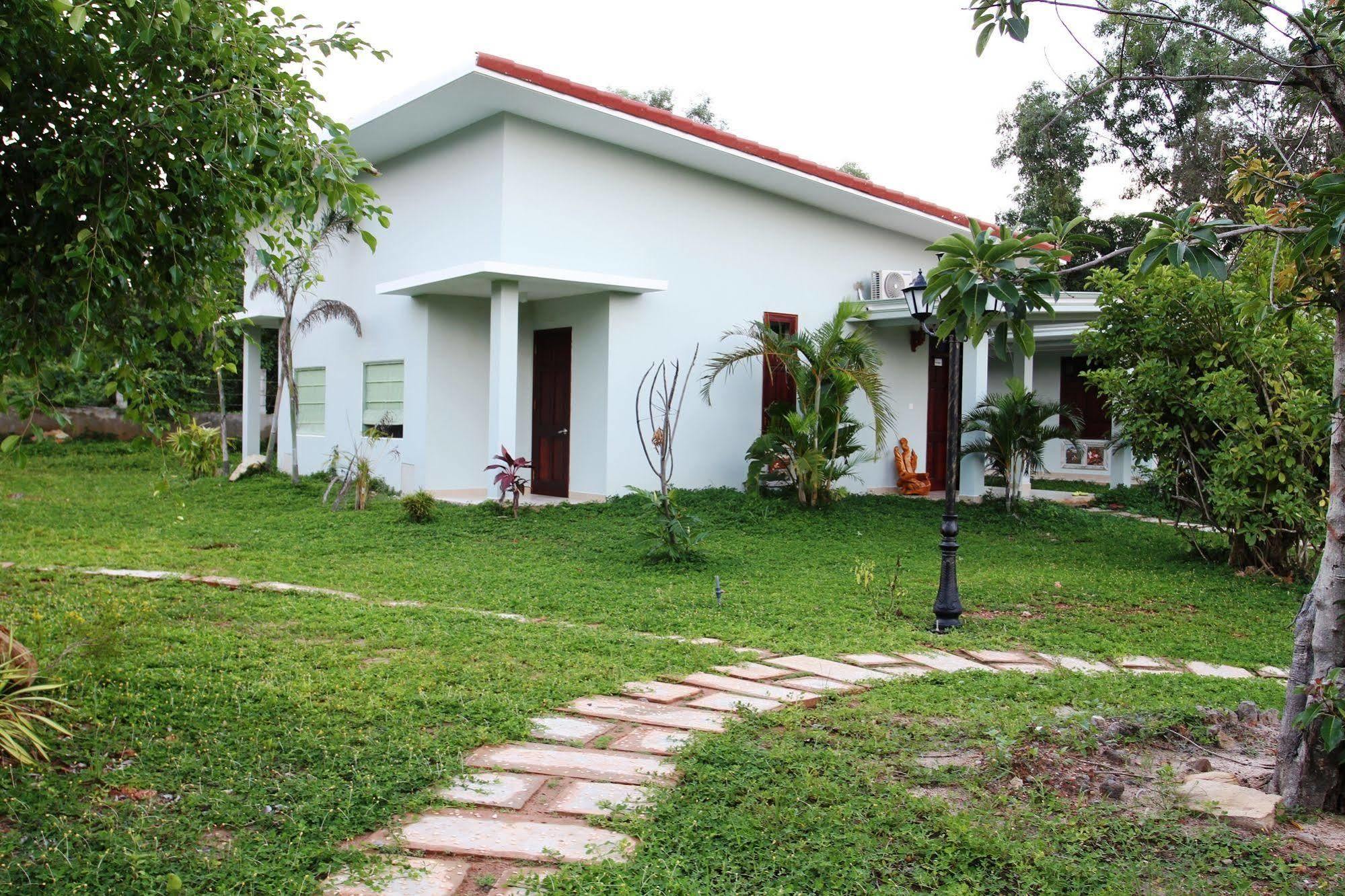 Resort Montana Phu Quoc Bagian luar foto