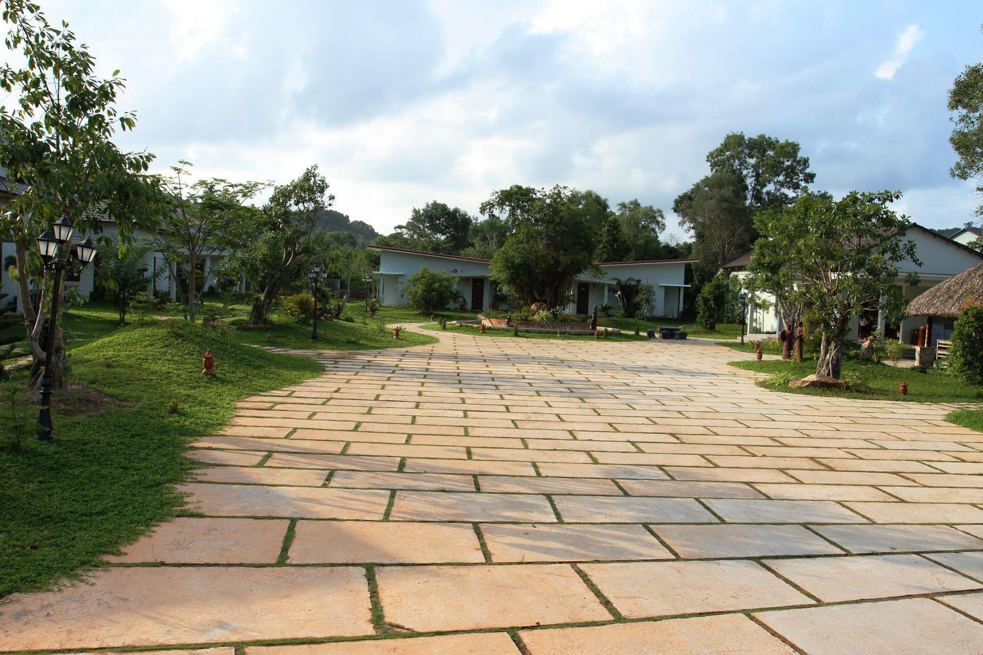 Resort Montana Phu Quoc Bagian luar foto