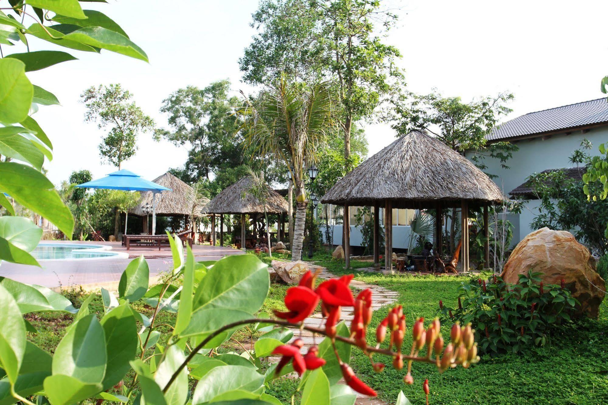 Resort Montana Phu Quoc Bagian luar foto
